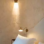 Alma Domus Ancient House Recently Opened Apartment *